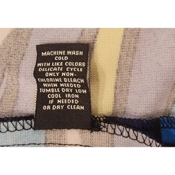 Premise Pencil Skirt - Picture 8 of 9